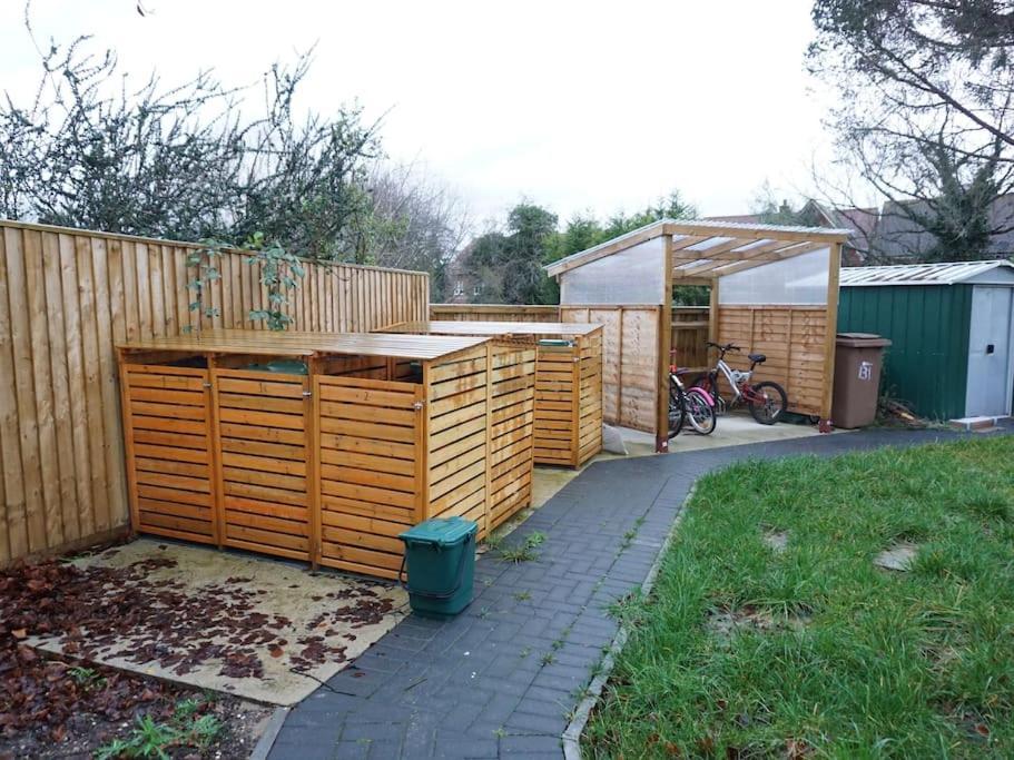Horizon House, Stunning 2-Bedroom Flat 1, Parking, Netflix, Oxford Exterior photo
