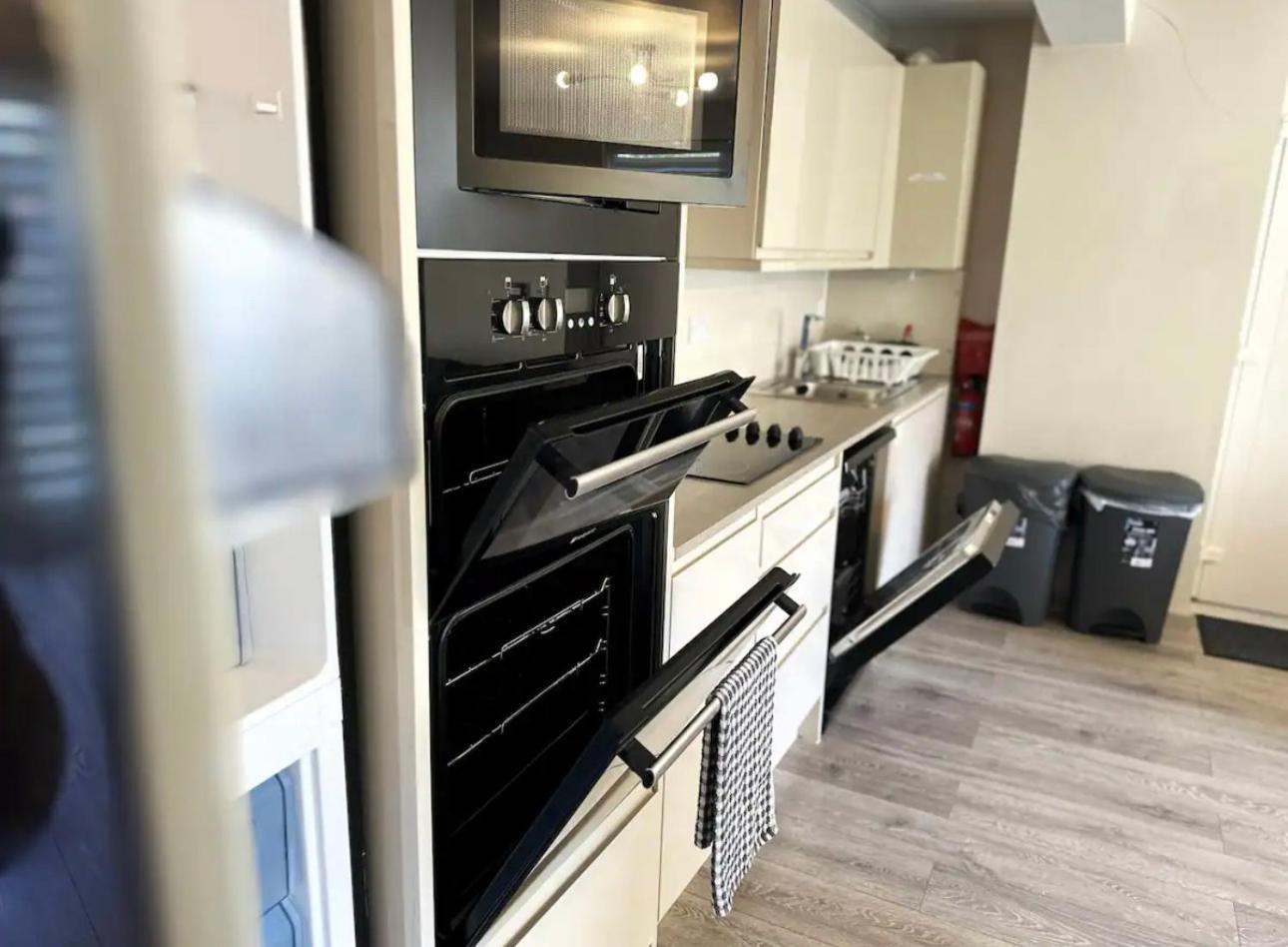 Horizon House, Stunning 2-Bedroom Flat 1, Parking, Netflix, Oxford Exterior photo