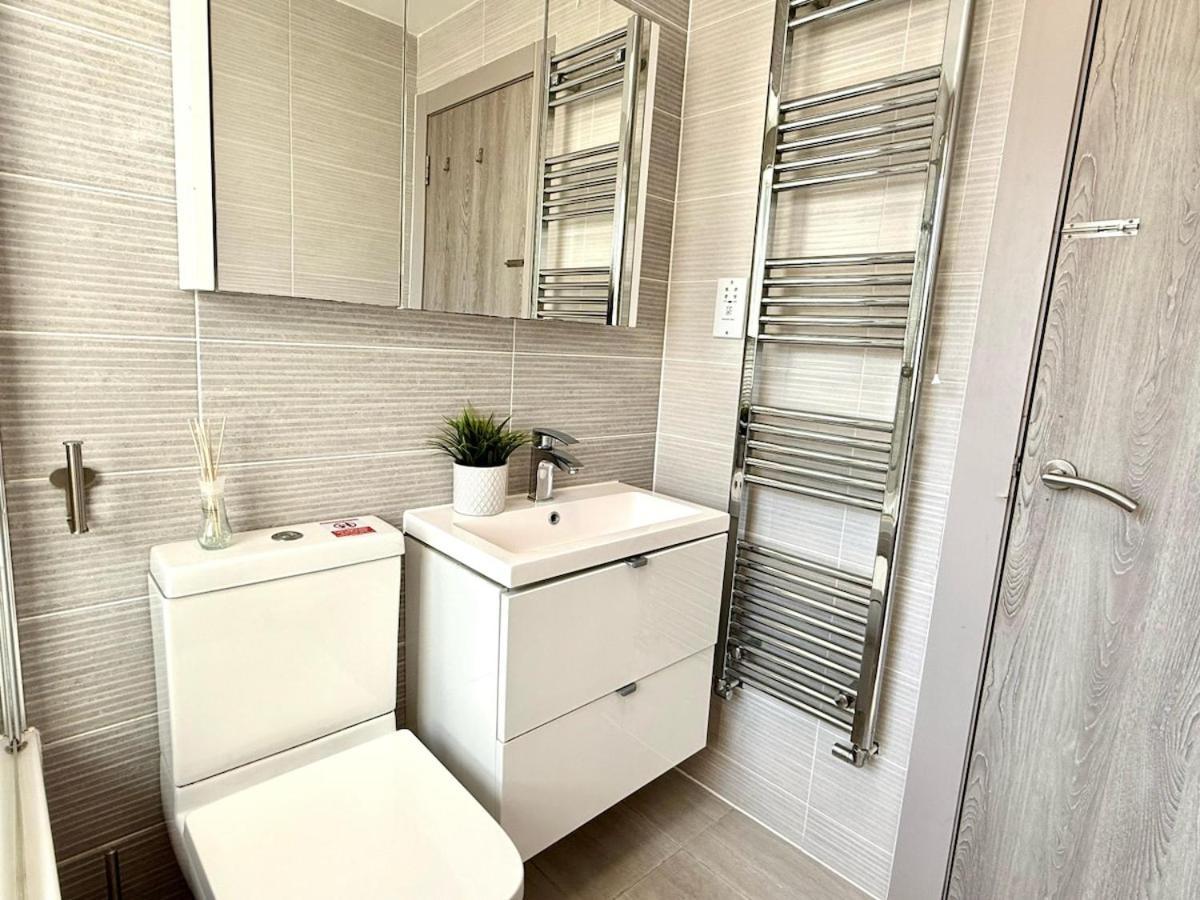 Horizon House, Stunning 2-Bedroom Flat 1, Parking, Netflix, Oxford Exterior photo