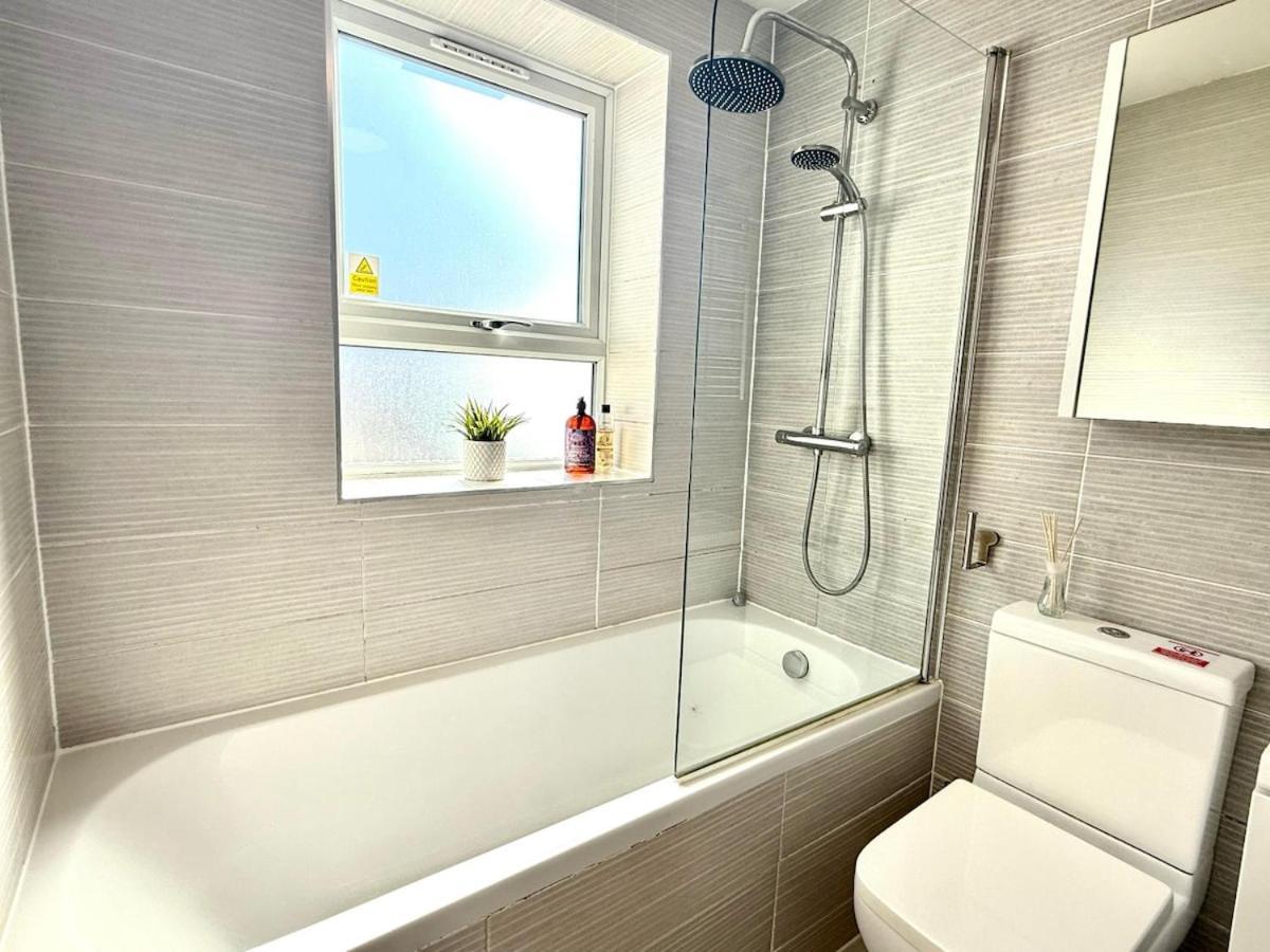 Horizon House, Stunning 2-Bedroom Flat 1, Parking, Netflix, Oxford Exterior photo