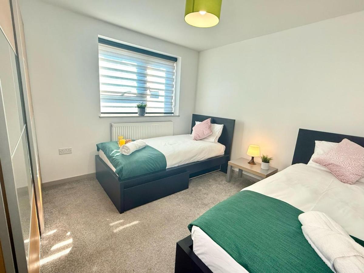 Horizon House, Stunning 2-Bedroom Flat 1, Parking, Netflix, Oxford Exterior photo