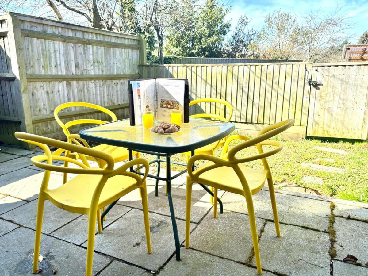 Horizon House, Stunning 2-Bedroom Flat 1, Parking, Netflix, Oxford Exterior photo